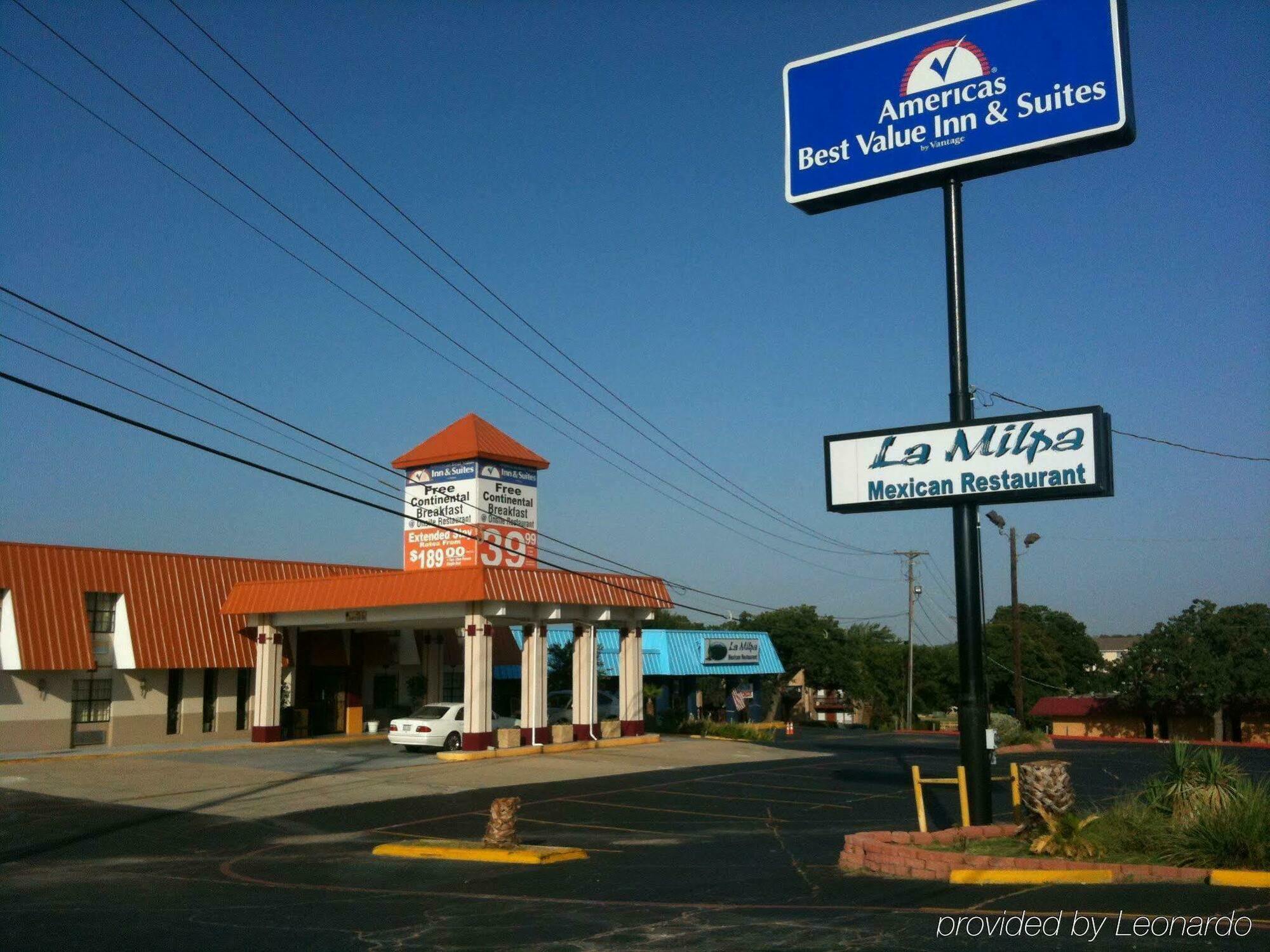 Economy & Hotel Denton